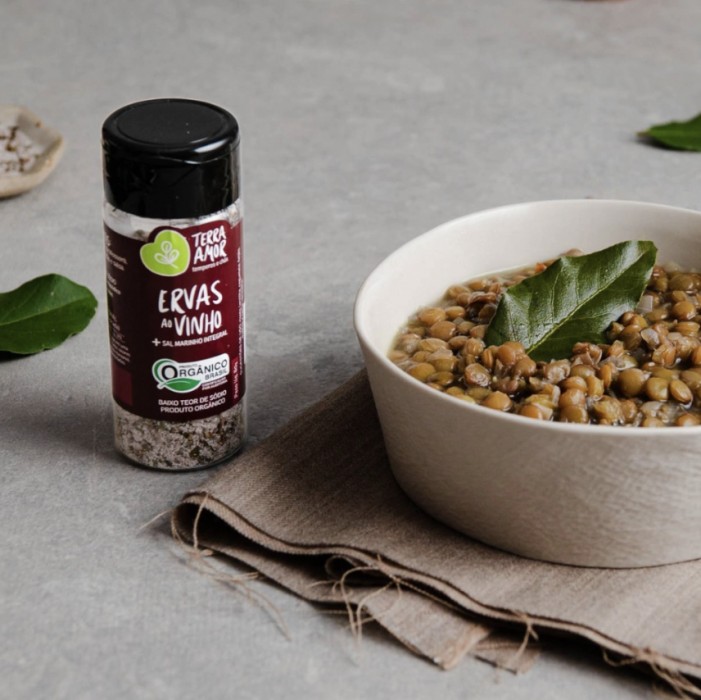 Sal de Mossoró temperado com ervas ao vinho